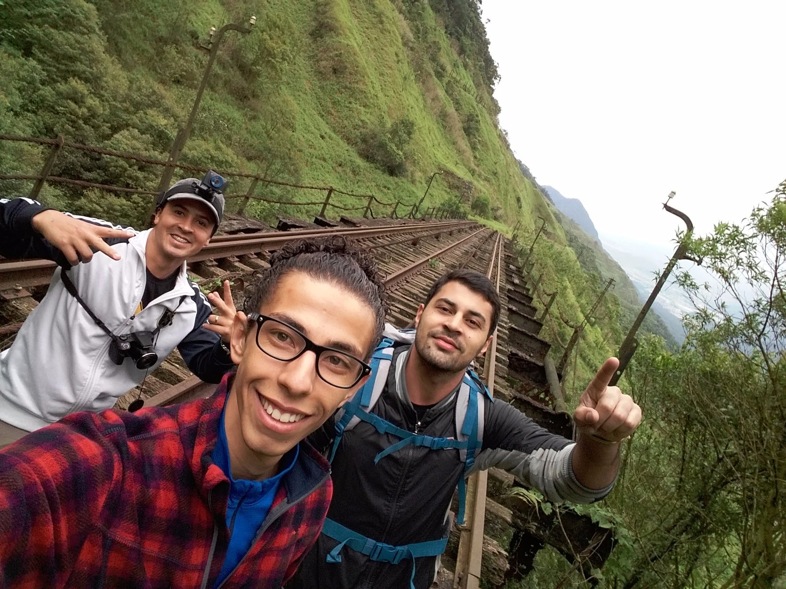 Inicio TRAVESSIA FERROVIA FUNICULAR 2017